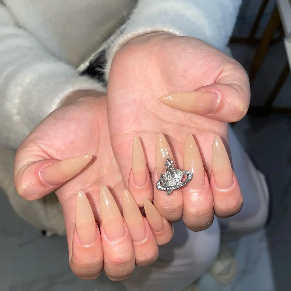 ネイル ハンドネイル ハンドケア SunNail池袋 🍧エミリーのネイルデザイン