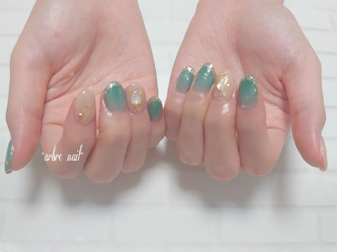 ネイル ✯.。 arbre nail 。✯.のネイルデザイン