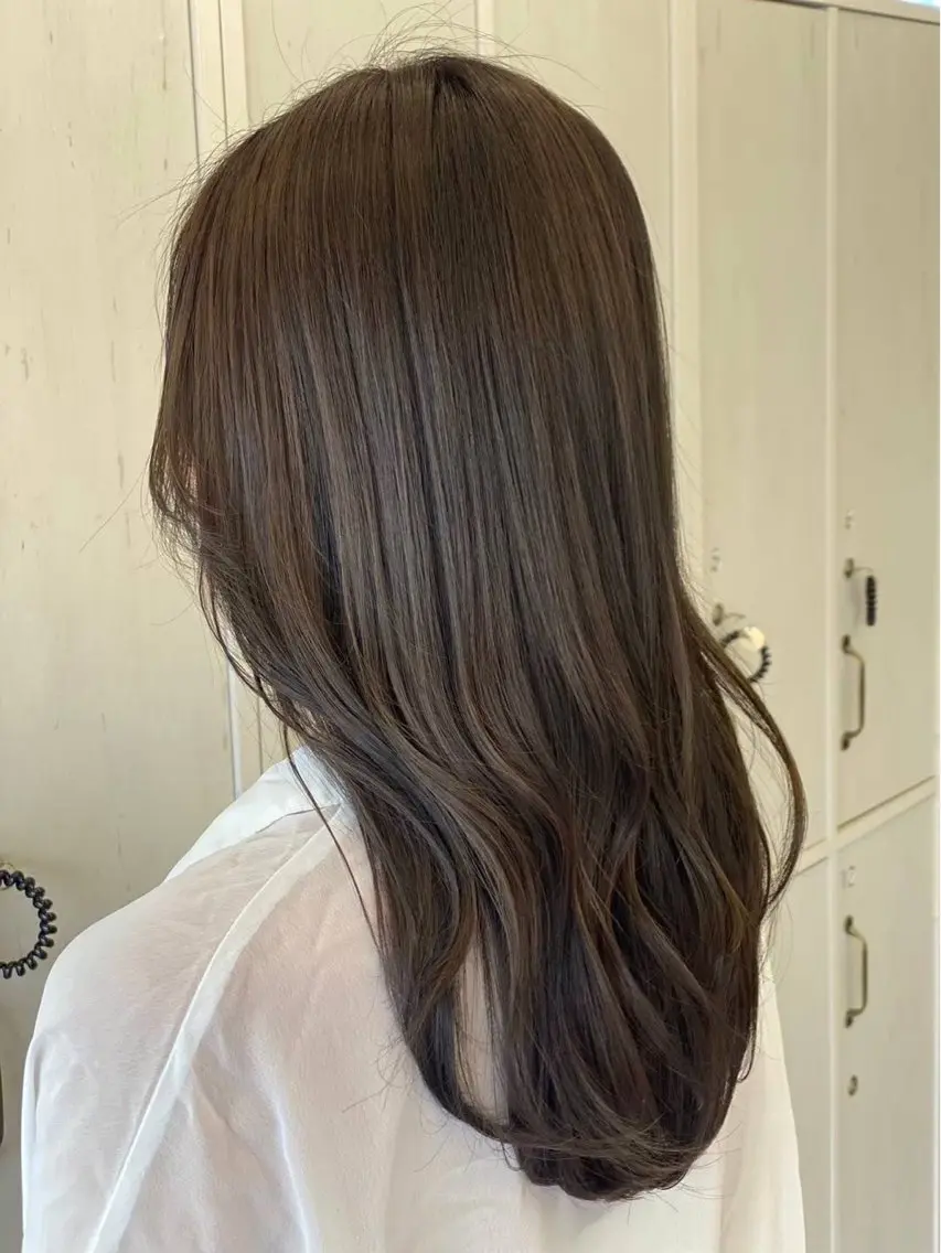 カラー よしおか †❤︎のヘアスタイル
