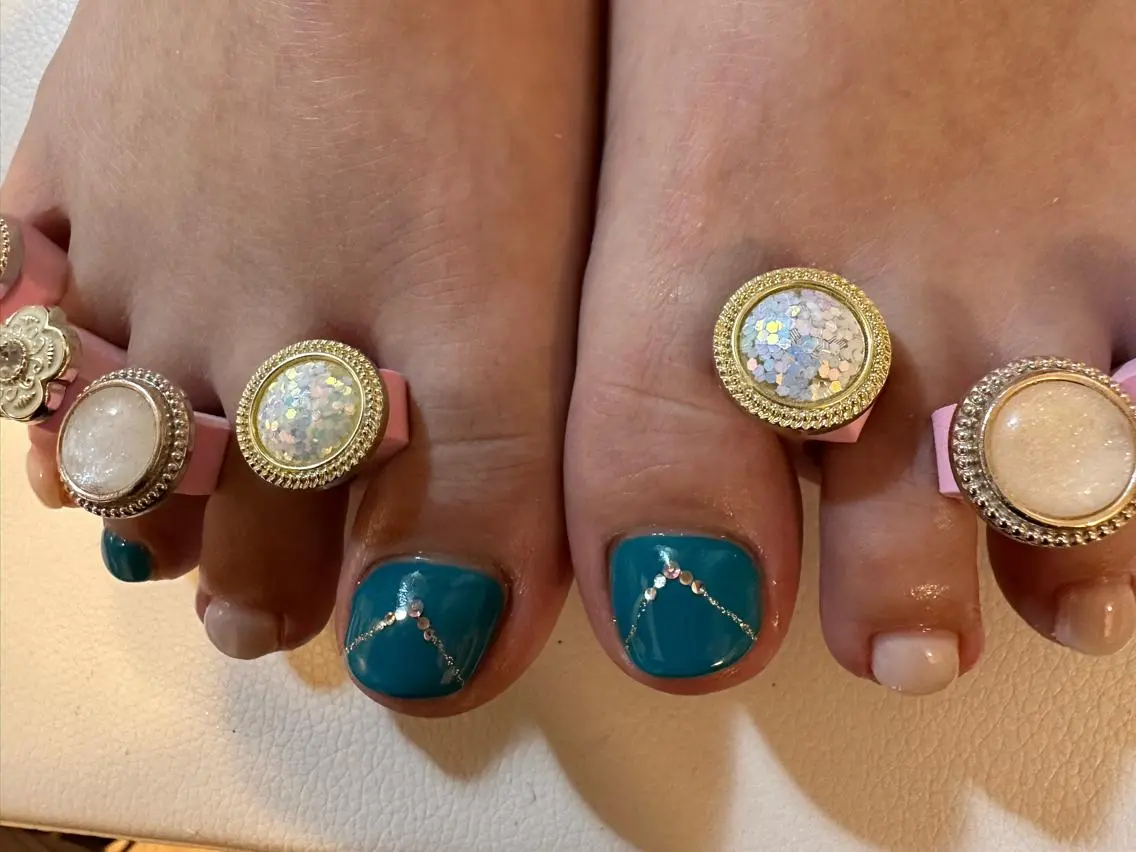 ショート フットネイル shandy nailのネイルデザイン
