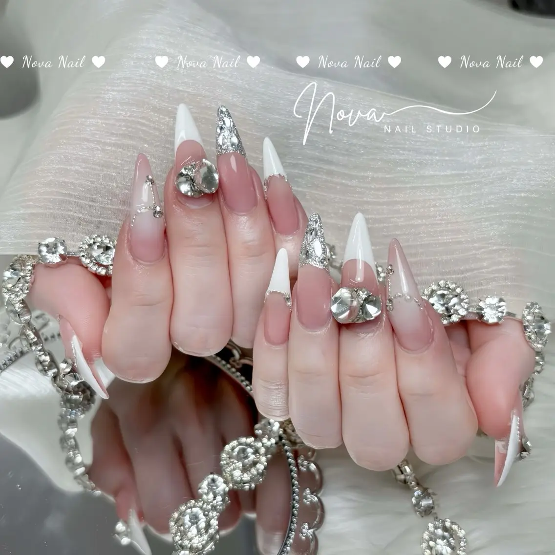 ネイル チークネイル フラッシュネイル フレンチネイル ガラスフレンチ 韓国ネイル ハンドネイル ハンドケア Yumi chan Novaのネイルデザイン