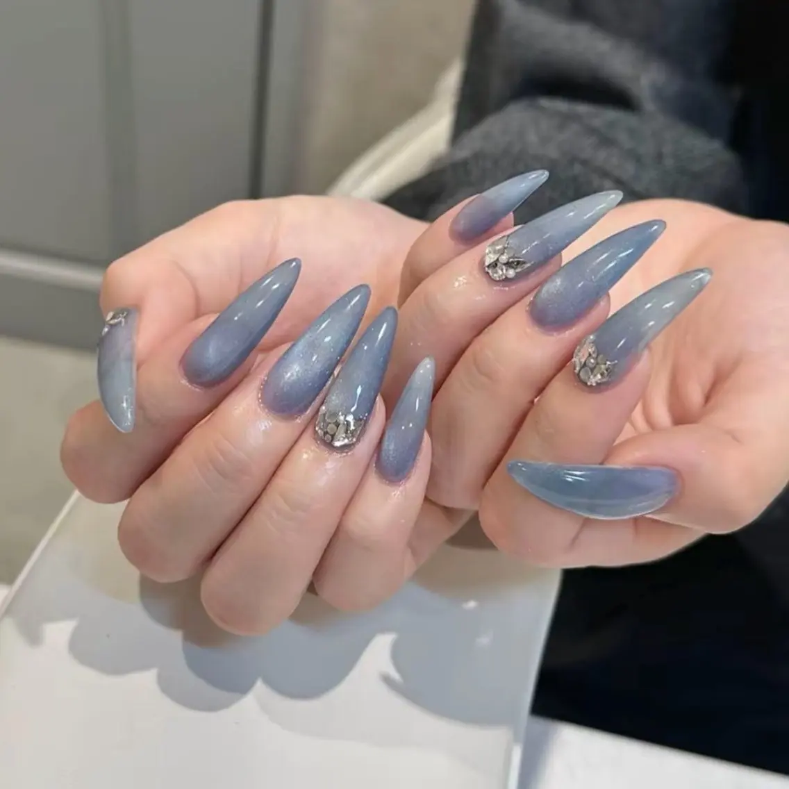ネイル ハンドネイル Luna Gladeのネイルデザイン