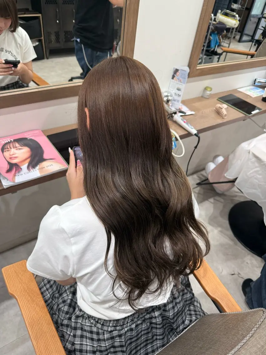 【とにかくすぐ染めたい方におすすめ🍓】レイヤーorボブカット×オイル配合艶カラー💟の写真
