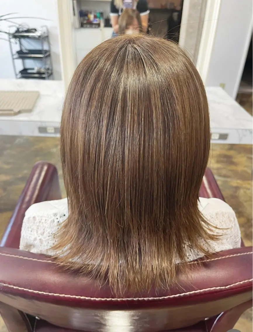 ミディアム ハイライト 三嶽 香緒のヘアスタイル