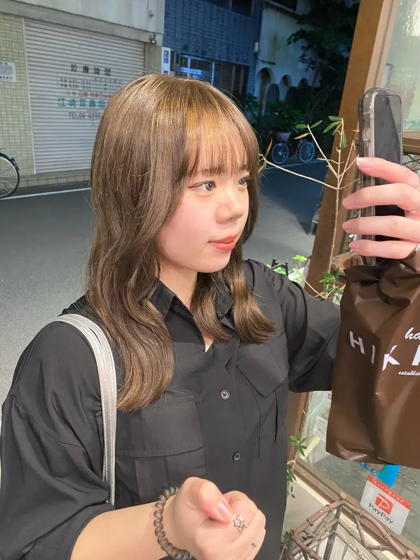 セミロング カラー ウチダ ユウヤのヘアスタイル