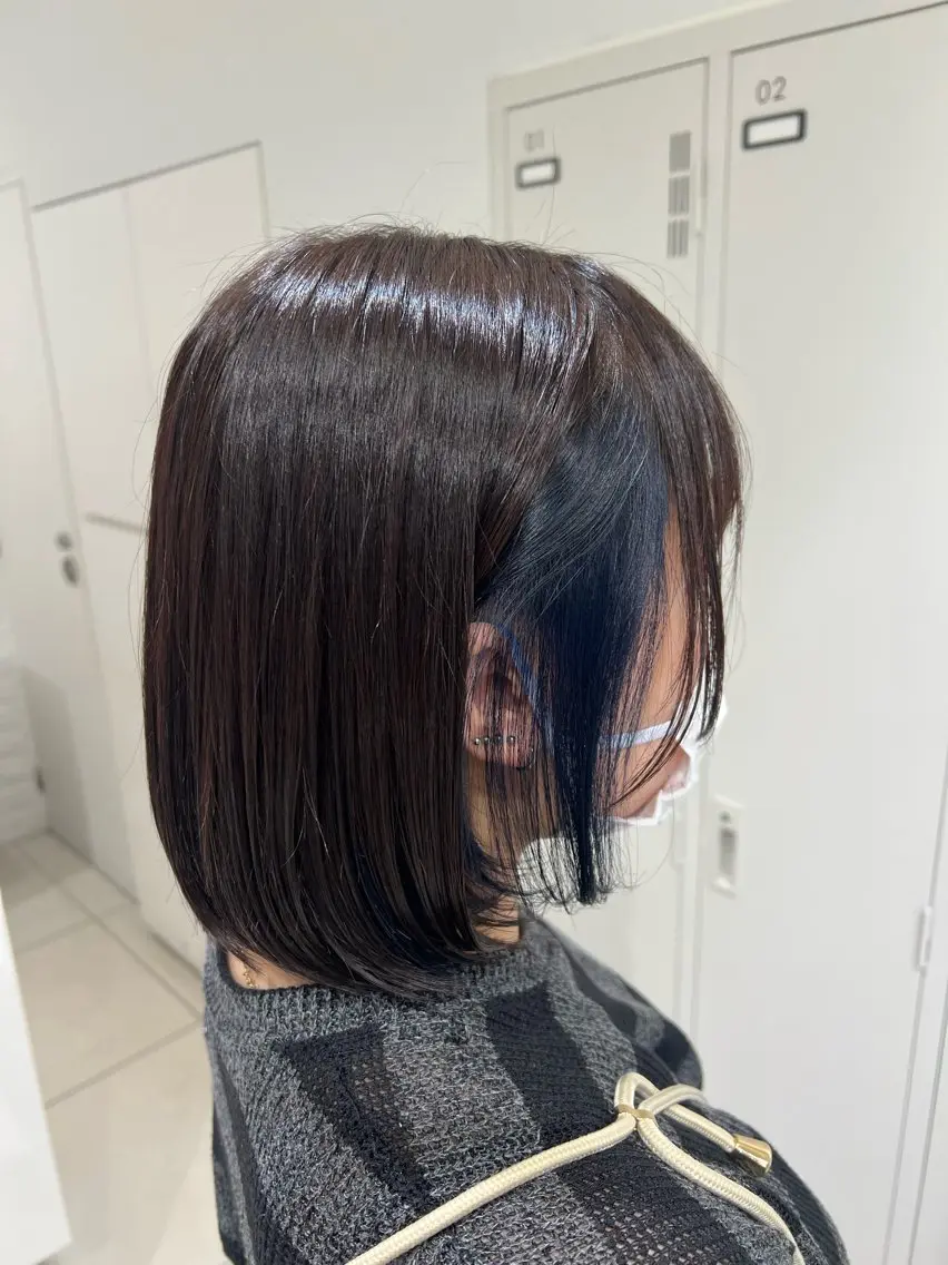 ミディアム カラー ブリーチ ネイビーカラー ヘアカラー トリートメント 【暖色カラー特化】 中山由梨のヘアスタイル