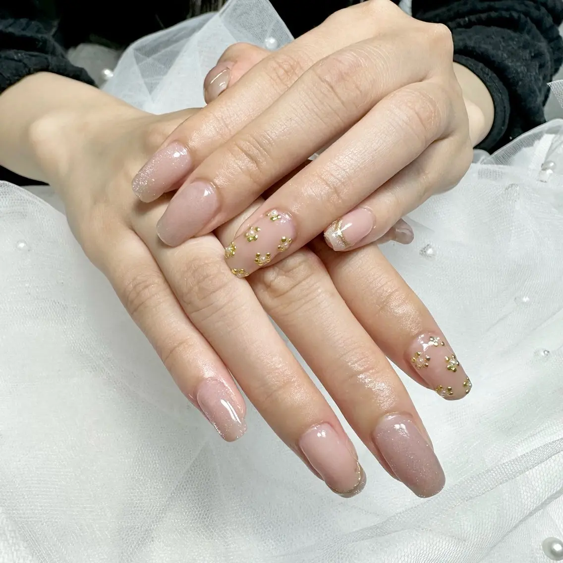ネイル オフィスネイル 春ネイル LAUR Natsukiのネイルデザイン