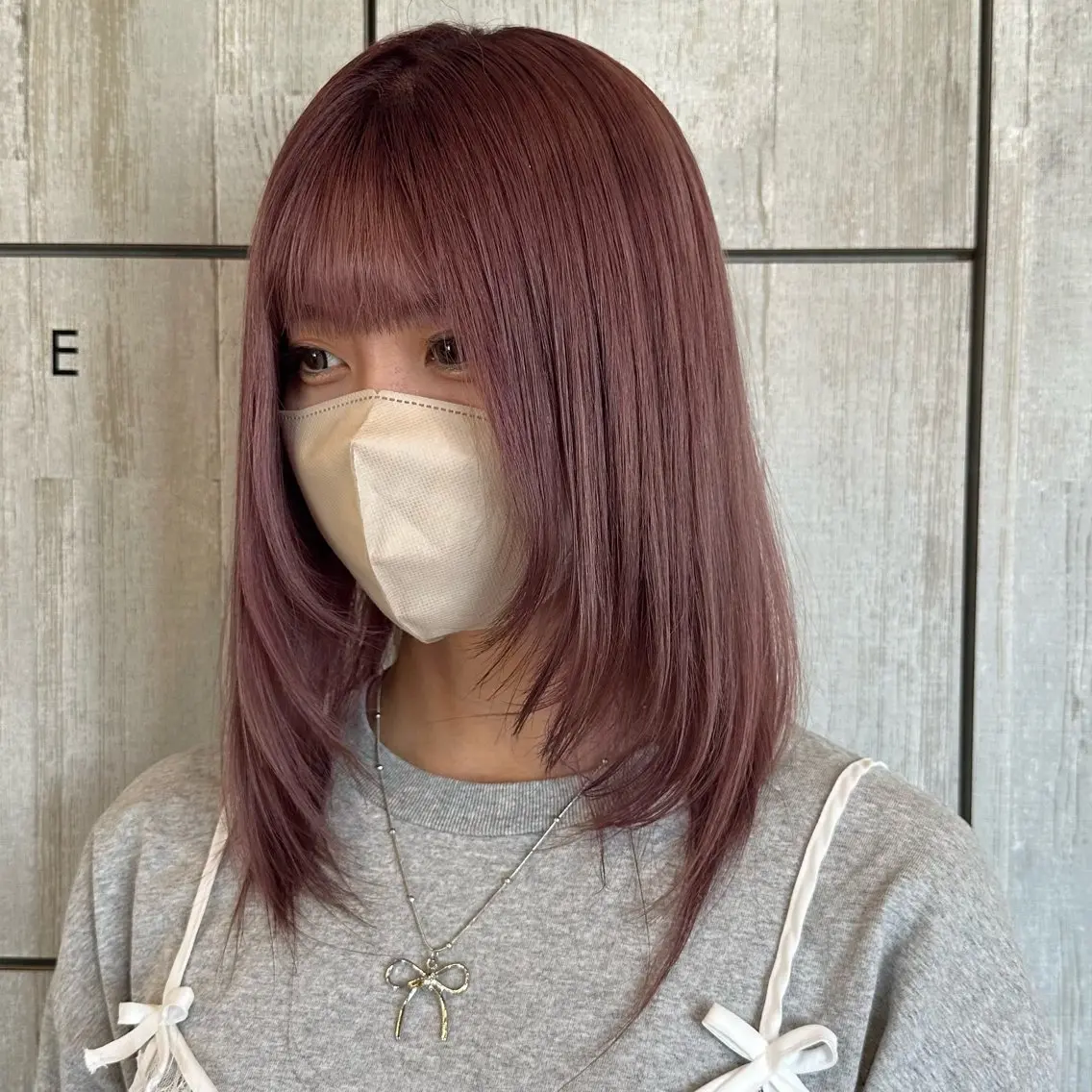 セミロング カラー 柔らかいbeige ¦韓国¦🩰マユ🩰のヘアスタイル
