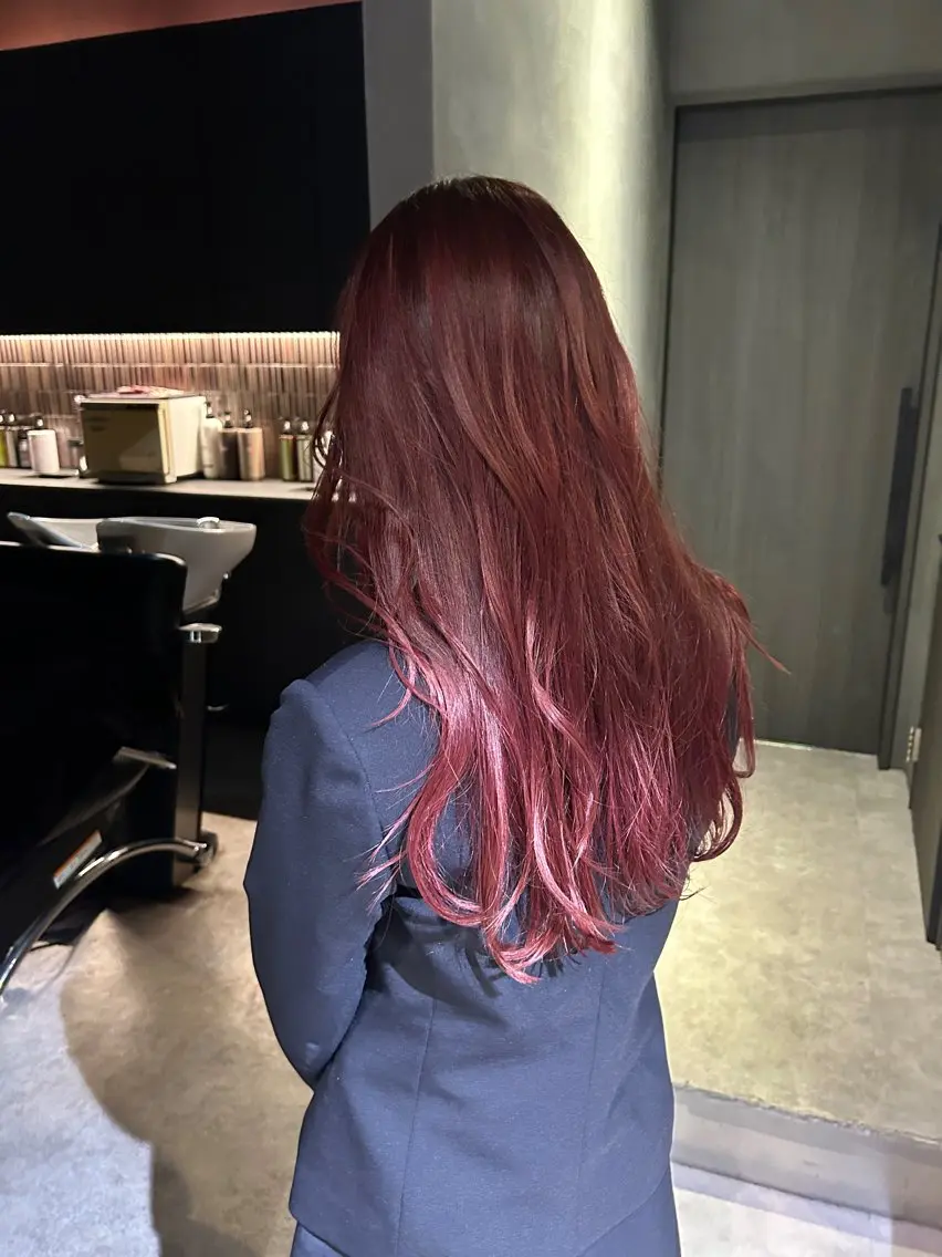 ロング カット ヘアカラー 山本 夏樹のヘアスタイル