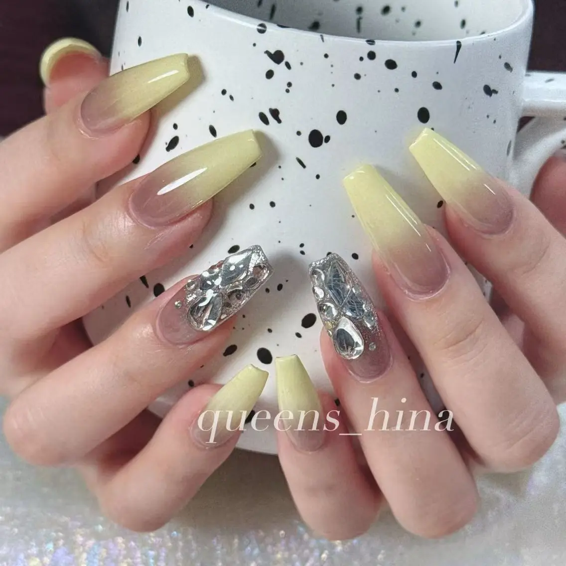 ネイル ハンドネイル Queens マオのネイルデザイン