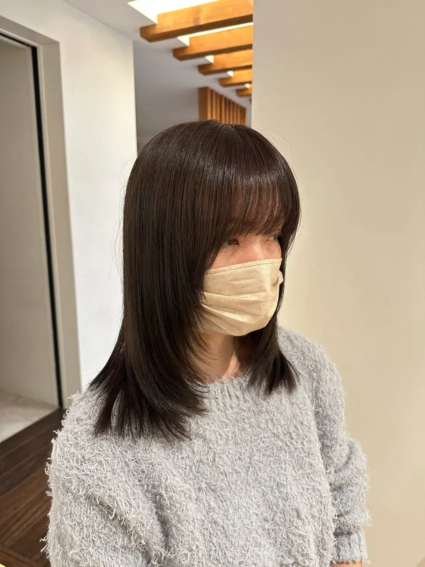 セミロング カラー カット ヘアカラー 安丸 結夏のヘアスタイル