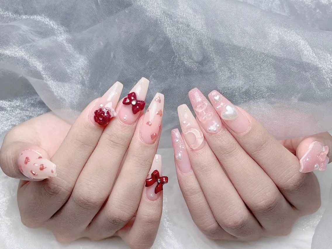 ネイル 成人式 ロングネイル マグネットネイル 大理石ネイル(マーブル) リボン ハンドネイル MoMoA Nail ネイル長さ出し専門店のネイルデザイン