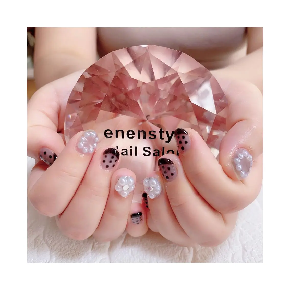 ショート ネイル ジェルネイル ニュアンスネイル オフィスネイル ワンカラーネイル パラジェル ハンドネイル 🐾enen style 🐾のネイルデザイン