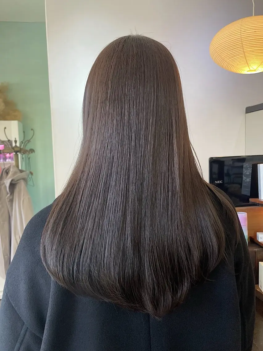 ロング 三國 栞音のヘアスタイル