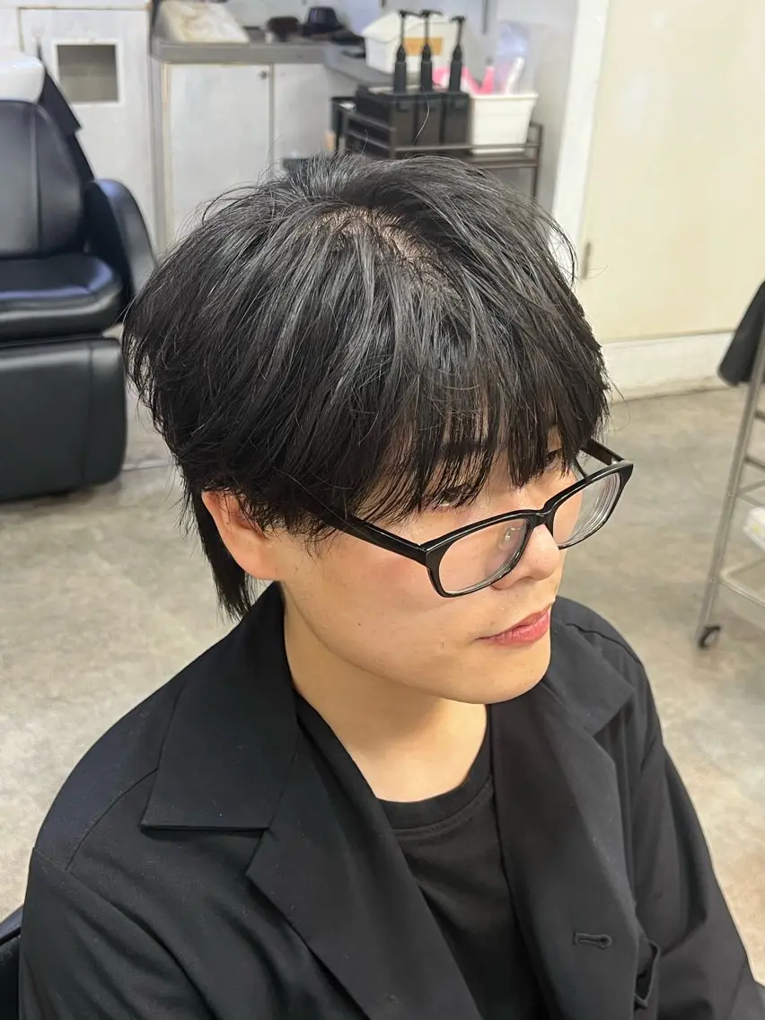 パーマ メンズ フェザーパーマ メンズパーマ 原宿 無料カット fifth イノウエのヘアスタイル
