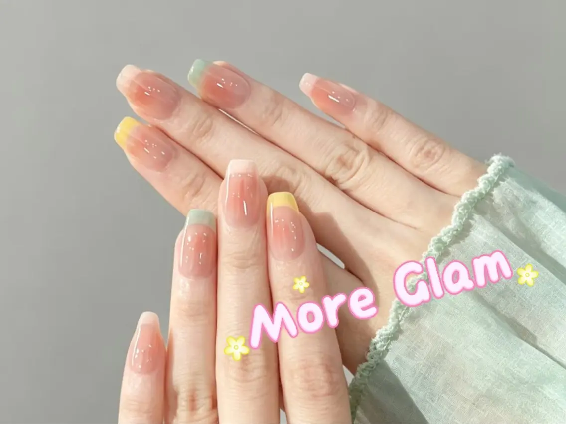 ネイル アートネイル オーロラネイル クリアネイル 長さ出し フレンチネイル ハンドネイル 通口 千穂のネイルデザイン