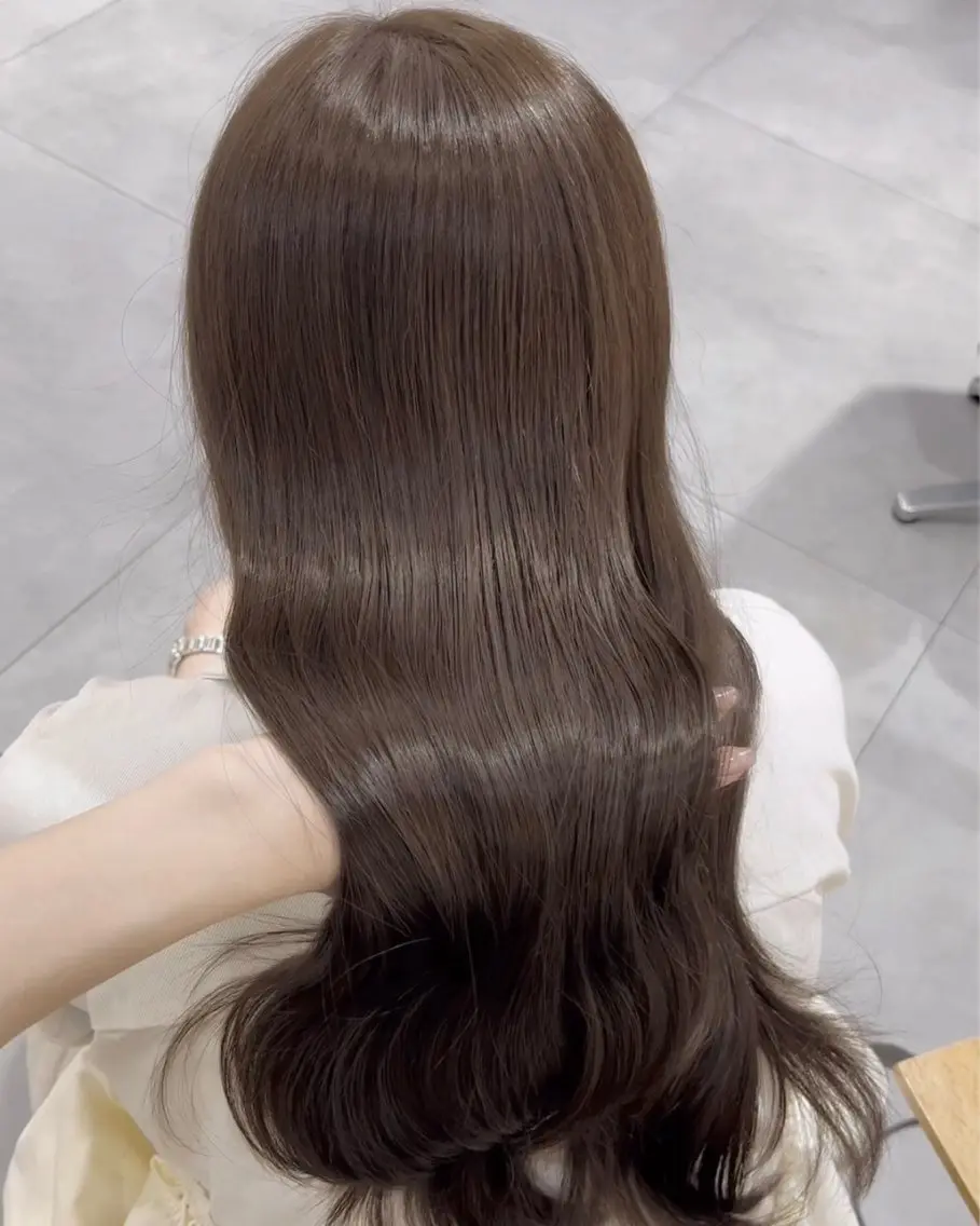 ロング カラー まほ/ 透明感カラーのヘアスタイル