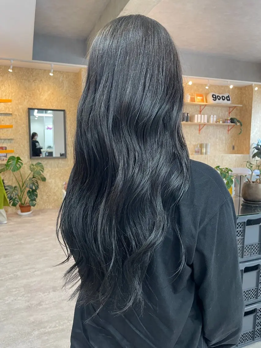 カラー __ komariのヘアスタイル