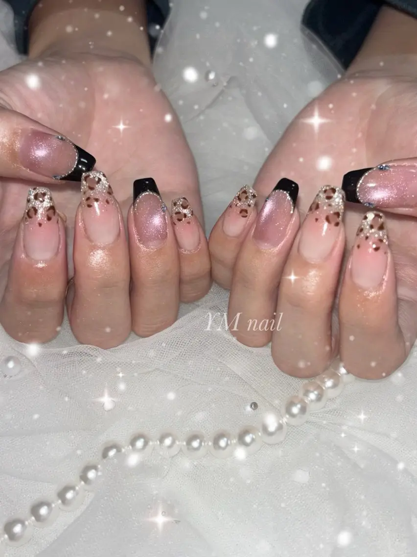 ネイル アニマル柄 チークネイル フレンチネイル マグネットネイル ピンク ハンドネイル YM nailのネイルデザイン