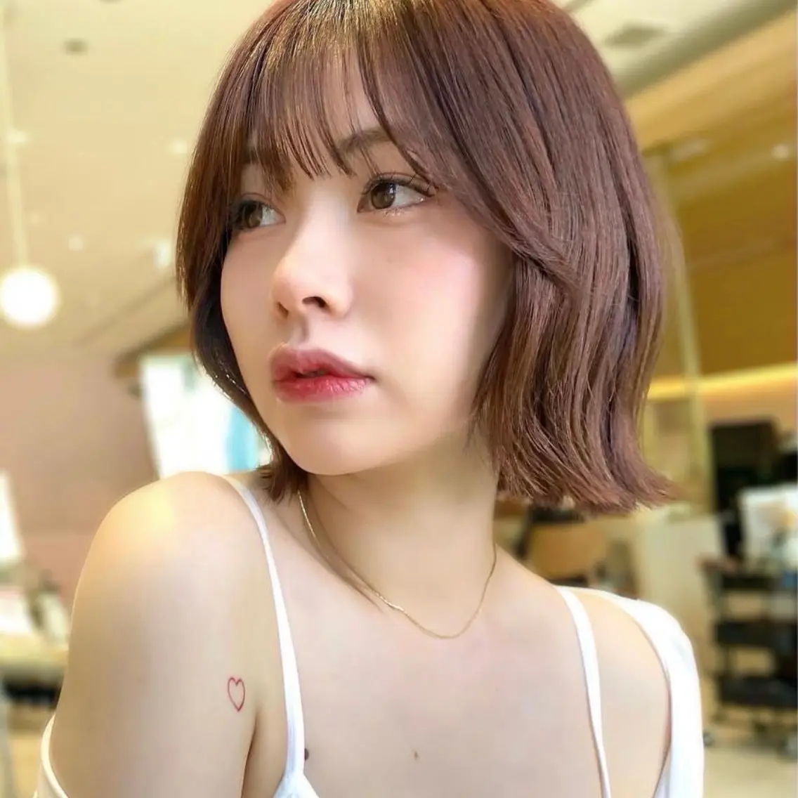 ショート カラー 切りっぱなしボブ ボブ 髪質改善 韓国風ヘア 縮毛矯正 🌹艶ボブの達人🌹 SYOHEIのヘアスタイル