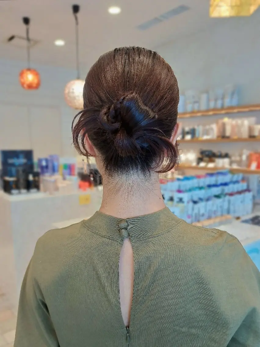 ミディアム ヘアアレンジ ヘアセット ＭＩＹＵ/透明感 渋谷/ベージュカラーのヘアスタイル
