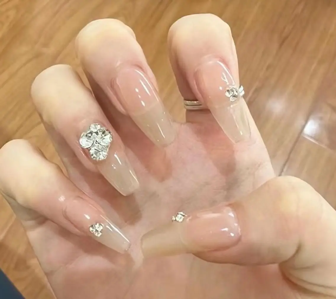 ネイル チークネイル 長さ出し フレンチネイル ガーリー 韓国ネイル sun nail池袋 モデル募集のネイルデザイン