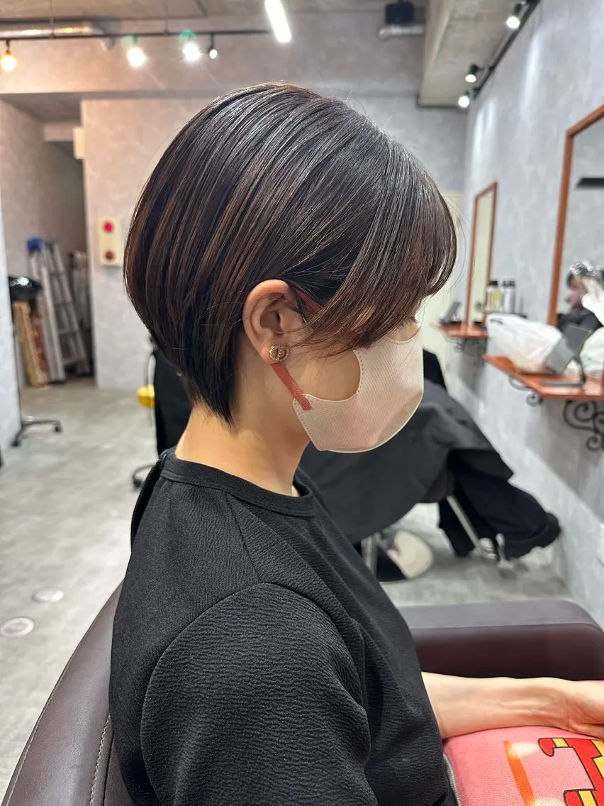 ショート 切りっぱなしボブ ショートボブ ハンサムショート 丸みショート ボブ モテ髪/ボブ/ショー ト/アダチフウトのヘアスタイル