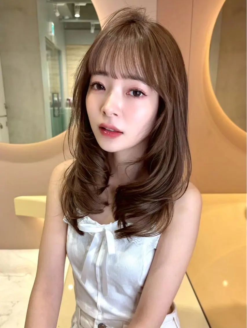 カラー YUI  透明感🌱 グレージュ🌿‬浦和のヘアスタイル