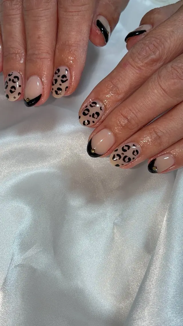 ネイル ハンドネイル C. NAILSのネイルデザイン