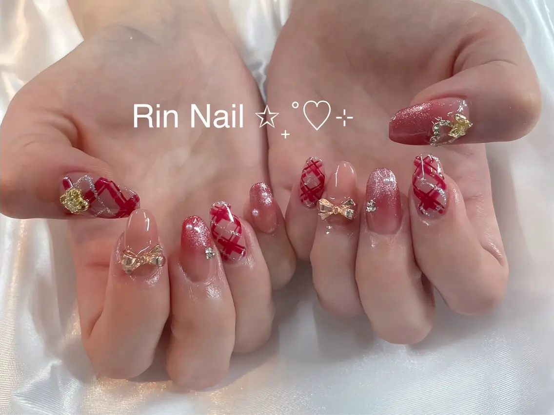 ネイル ボルドー フレンチネイル グラデーション キラキラネイル 韓国ネイル ハンドネイル Rin Nail Shinokuboのネイルデザイン