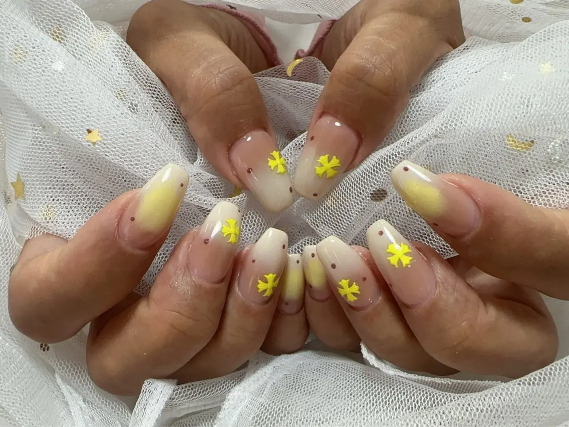 ネイル Romine ネイル&マツゲのネイルデザイン
