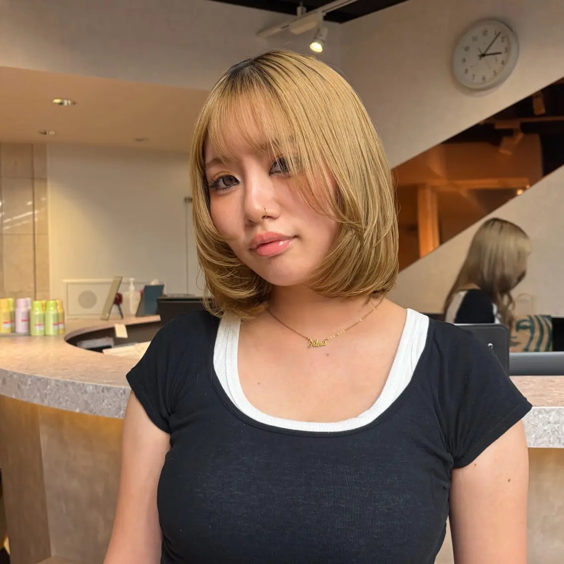 ミディアム み ゆのヘアスタイル
