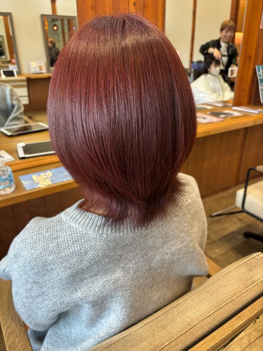 ミディアム カット ヘアカラー トリートメント くるみ ／JILLfrancのヘアスタイル