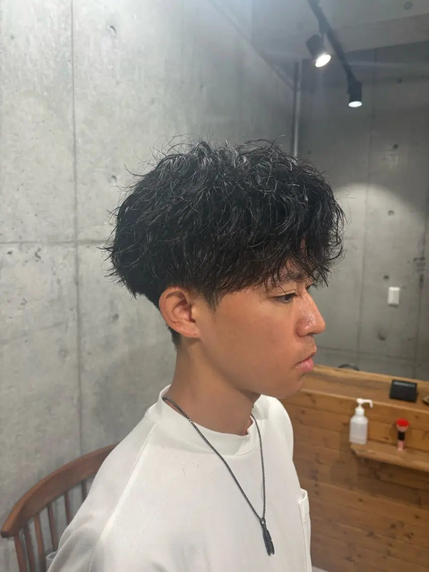 パーマ メンズ 吉田 一歩のヘアスタイル