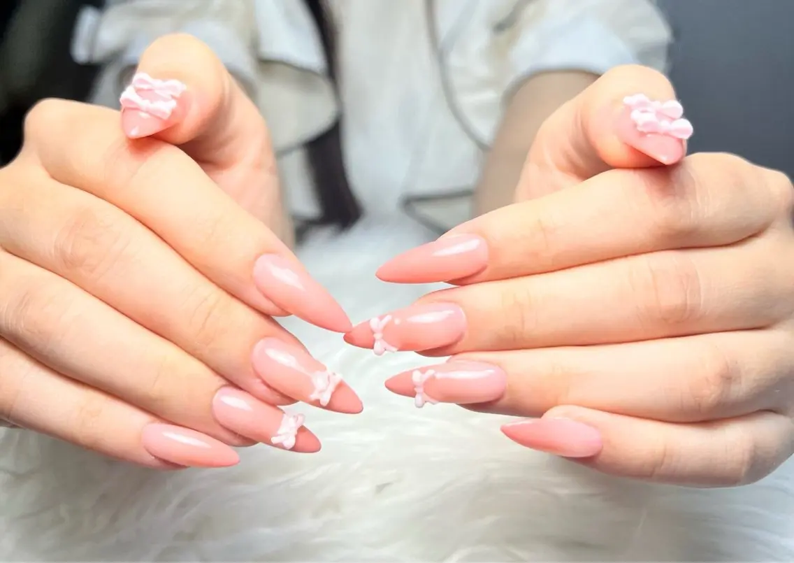 ネイル ハンドネイル T.Lee Nail Lilyのネイルデザイン