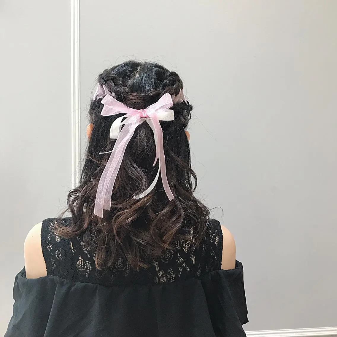 セミロング ヘアアレンジ 髪飾り 大人可愛いHair ❤︎Ayakoのヘアスタイル