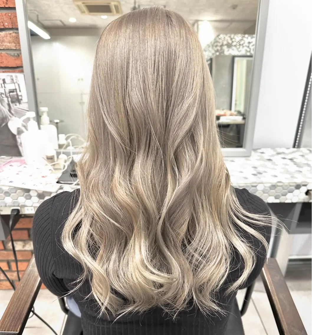 セミロング カラー ヘアカラー トリートメント quill クイル　ツボイタクマのヘアスタイル