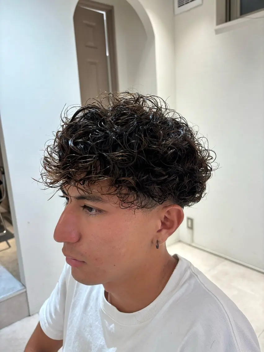 パーマ メンズ メンズパーマ プードルパーマ プードルパーマ メンズパーマ美容師 りゅうせいのヘアスタイル