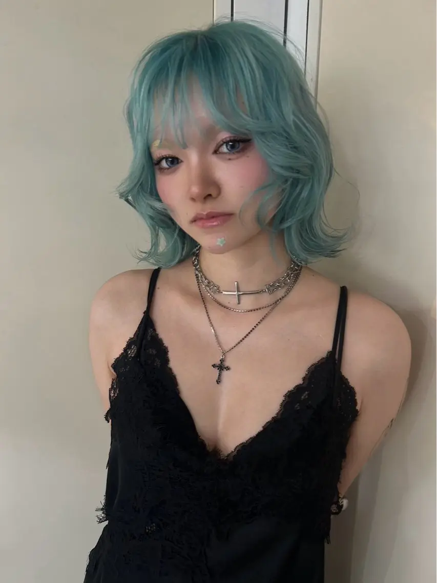 ミディアム ヘアカラー ハイトーン/ダメージ レス/ソウイチロウのヘアスタイル