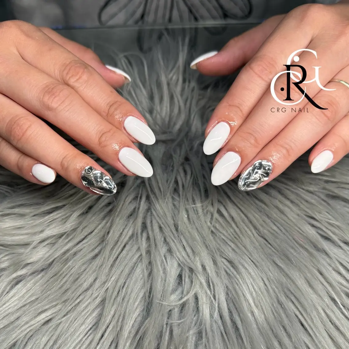 ショート ハンドネイル CRGNAIL EMIRIのネイルデザイン