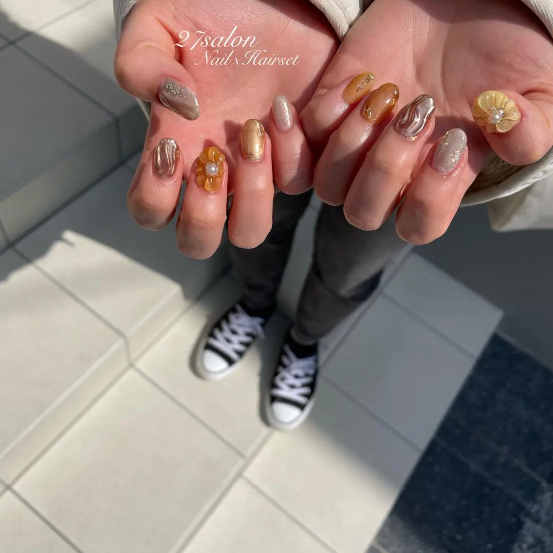 ネイル フラワーネイル ニュアンスネイル ぷっくりネイル 27salon yuinaのネイルデザイン