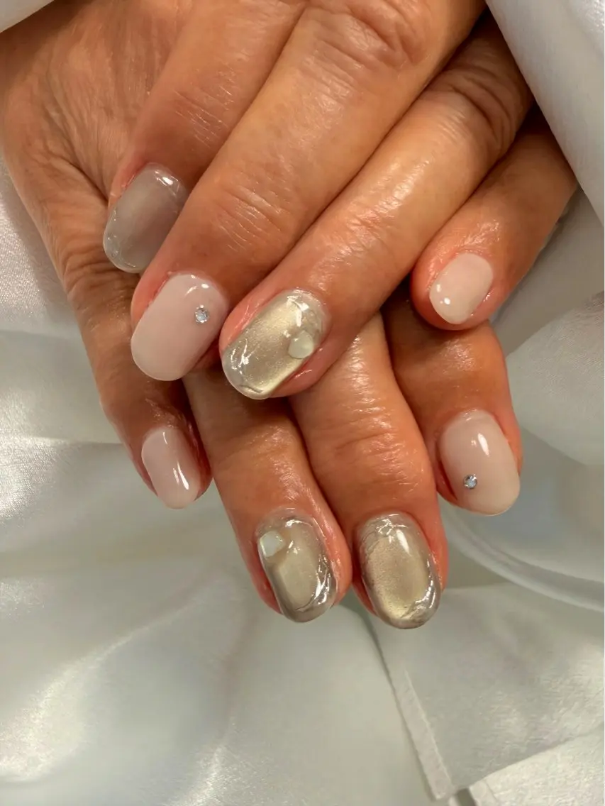 ネイル ハンドネイル nail salon BrooChillのネイルデザイン