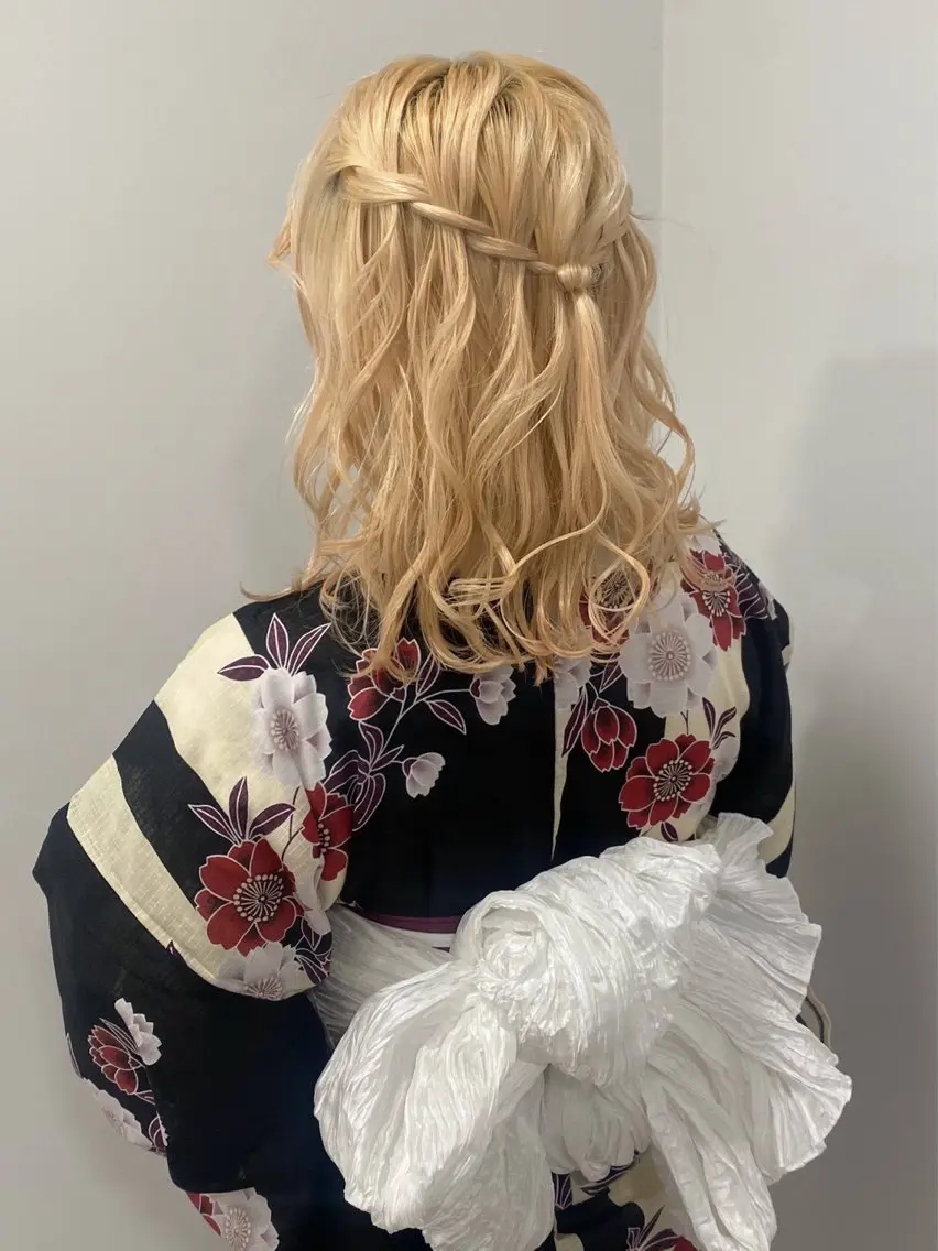 ミディアム 浴衣 秋元 利央のヘアスタイル