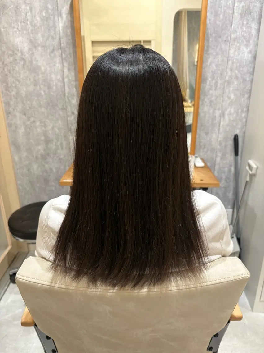 ミディアム タナカ マコのヘアスタイル