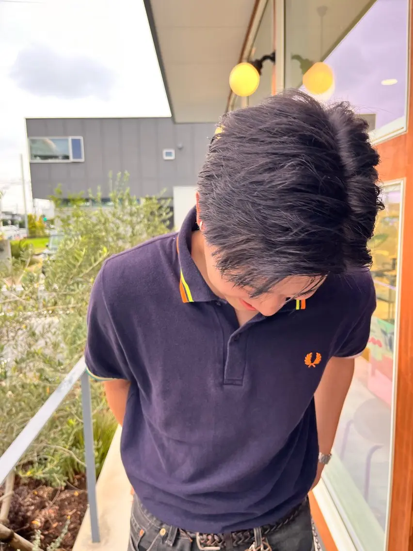 ショート カラー シルバー 吉水 果穂のヘアスタイル