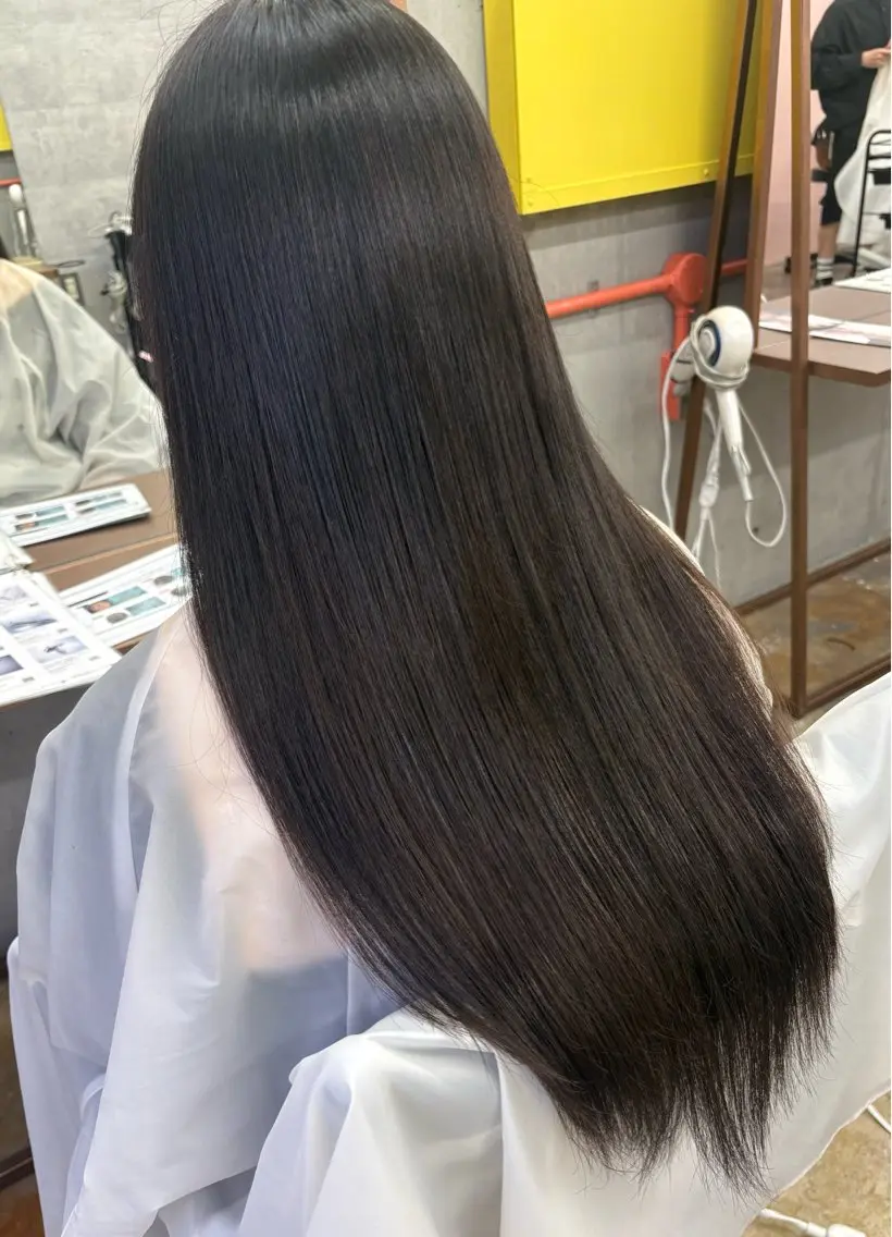 ロング カラー 木下 優茉のヘアスタイル