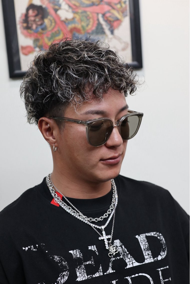 ショート カラー メンズ カット ヘアカラー パーマ 断髪刈舞 STAFFのヘアスタイル