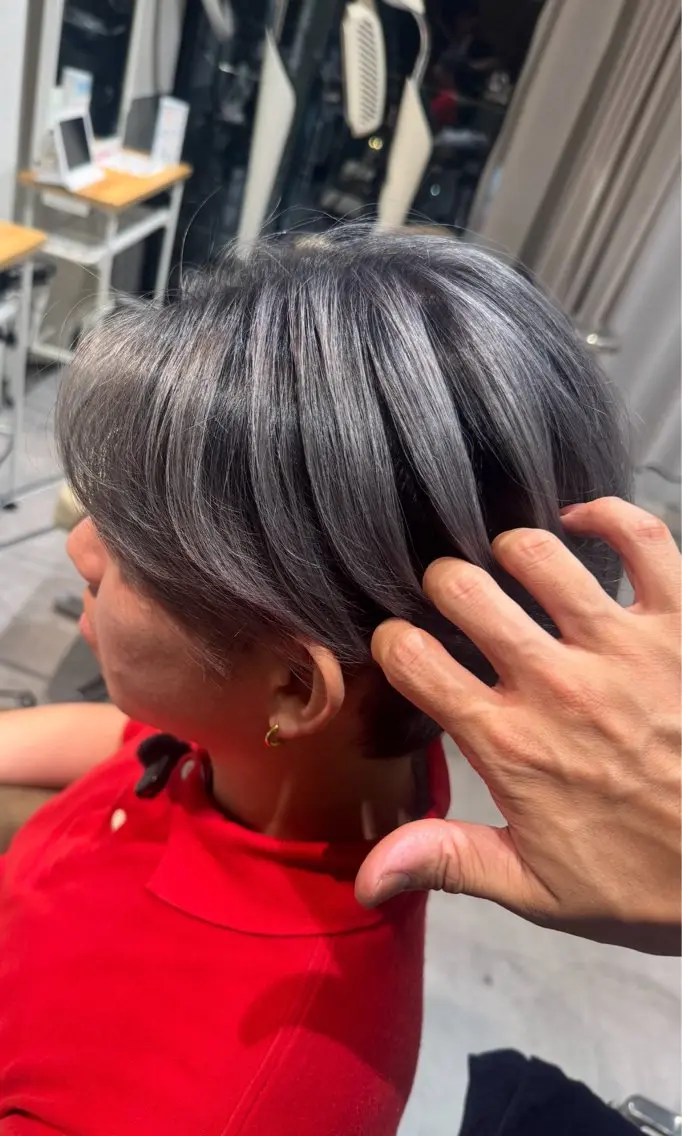 ショート カラー メンズ メンズバレイヤージュ センターパート メンズパーマ バレイヤージュ デザインカラー ヘアカラー 博多【メンズ特化】 市川のヘアスタイル