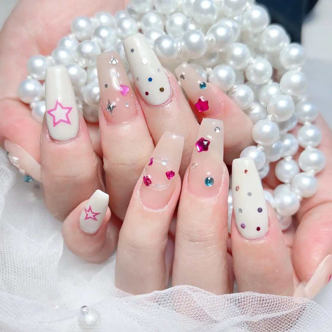 ネイル ハンドネイル 🎀M nails✨ ビューティーのネイルデザイン