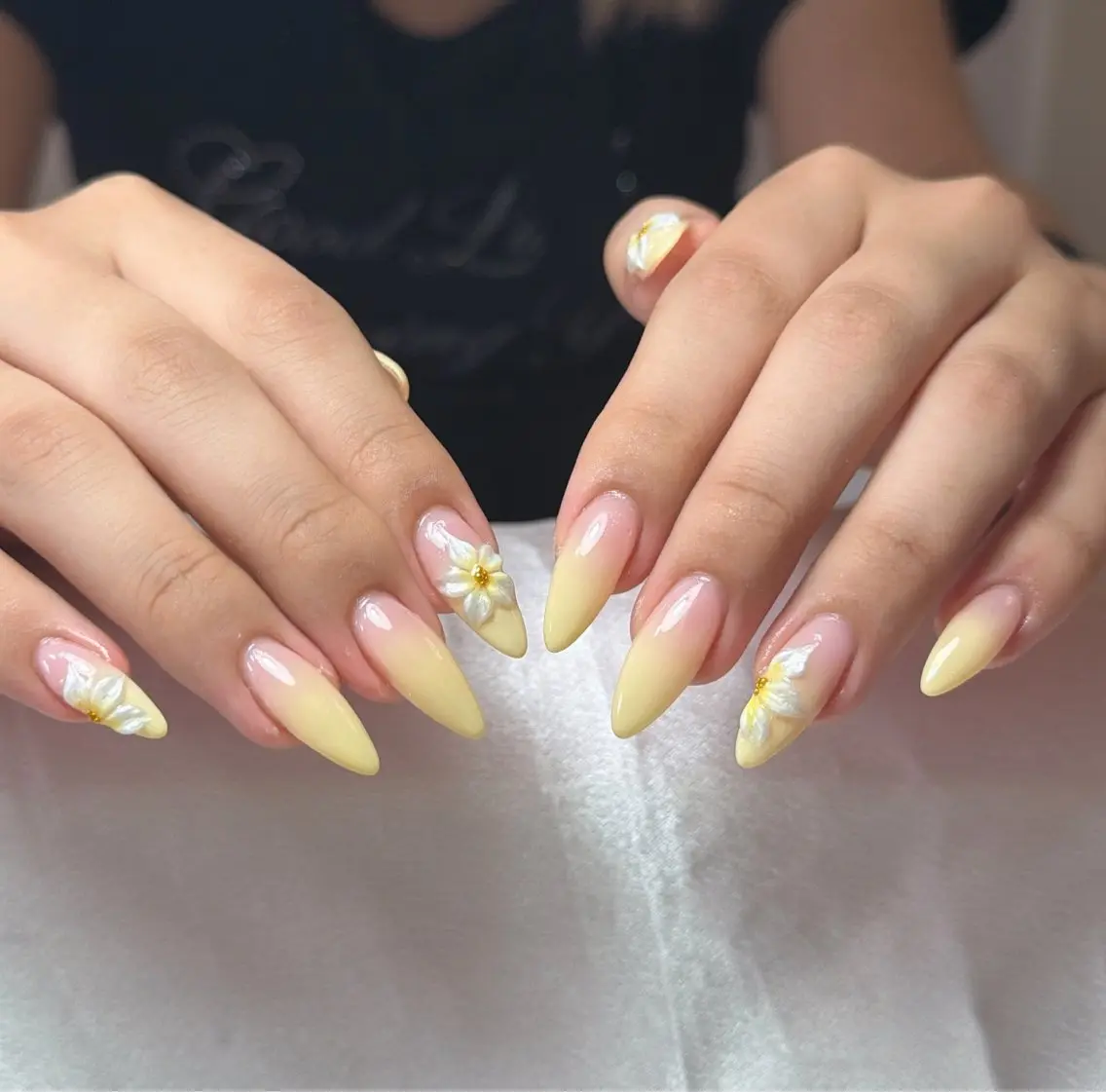 ネイル 桜ネイル 長さ出し フレンチネイル 韓国ネイル マグネットネイル ハンドネイル Kiwami nailsalonのネイルデザイン